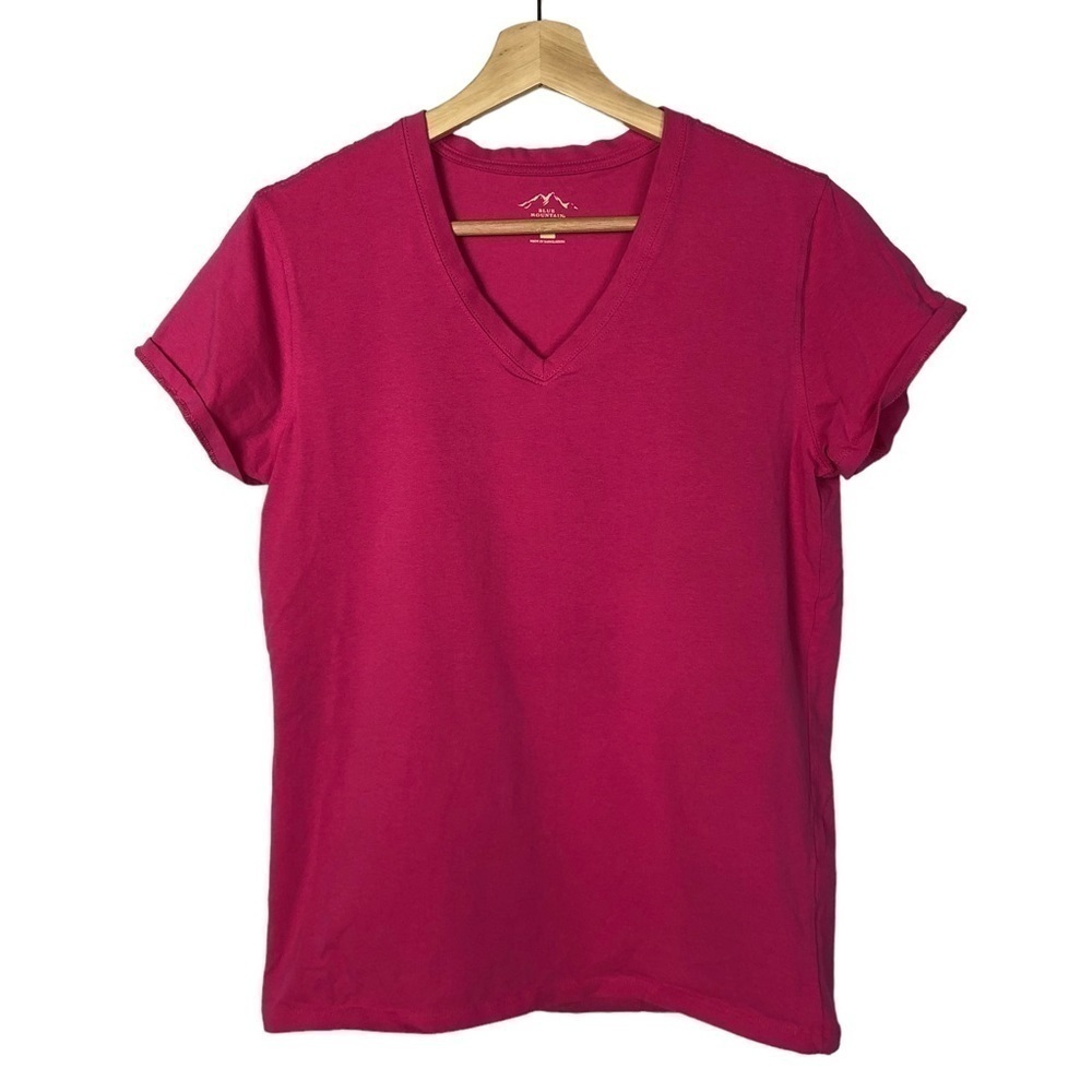 Blue Mountain Hot Pink V-Neck Short Sleeve T-Shirt M
